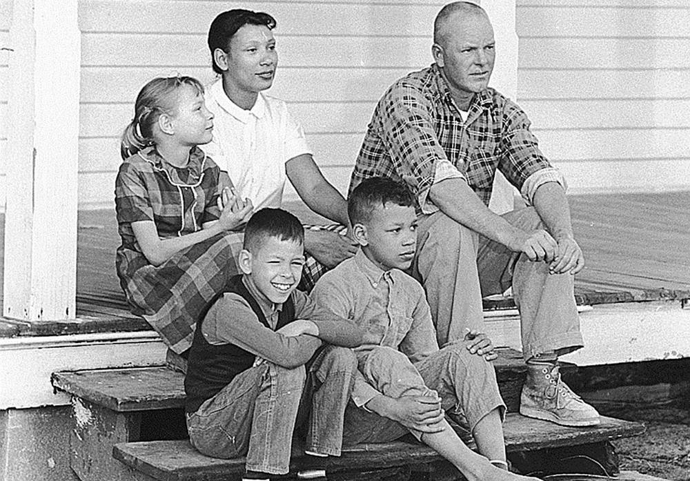 RICHARD AND PEGGY LOVING AND THEIR CHILDREN AT HOME, VIRGINIA, 1967 